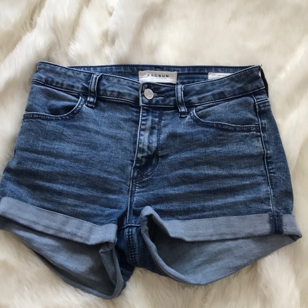 Pacsun Jean shorts size 25